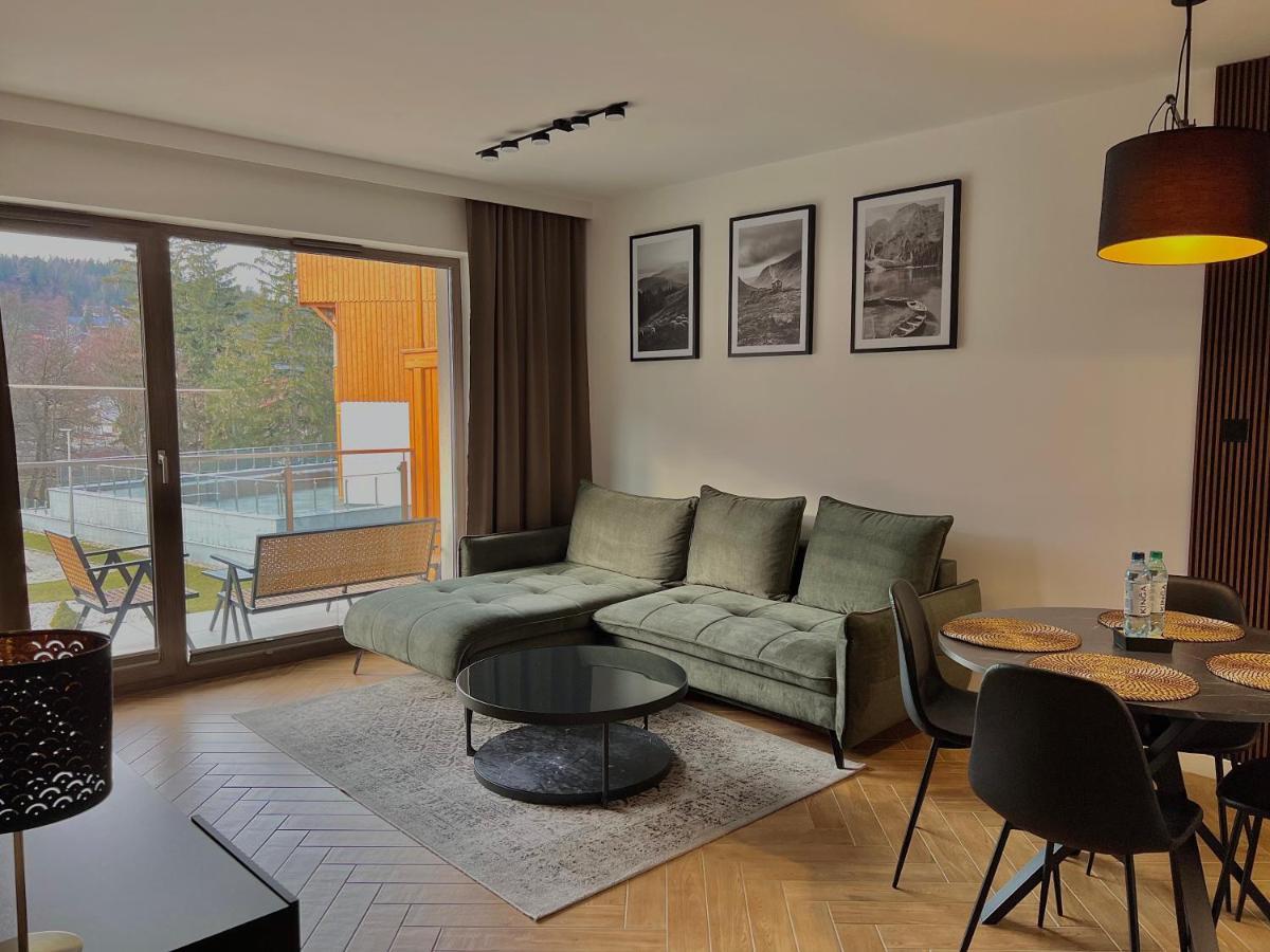 Modern Stone Hill Apartment Шклярска Поремба Екстериор снимка